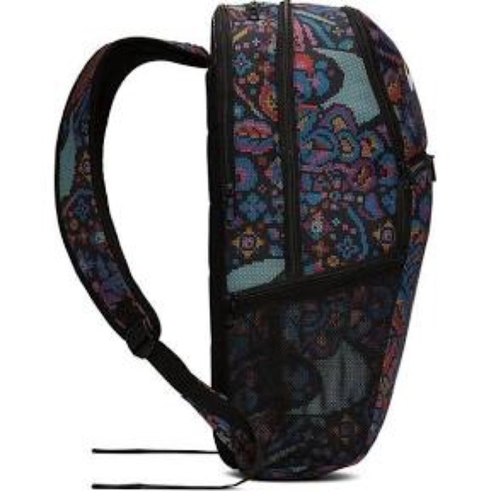 Nike Brasilia XL Training Backpack - Picture 2 of 8